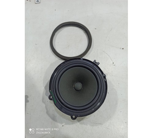 Динамик двери (задний правый)