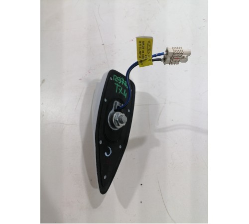 Антенна крыши плавник