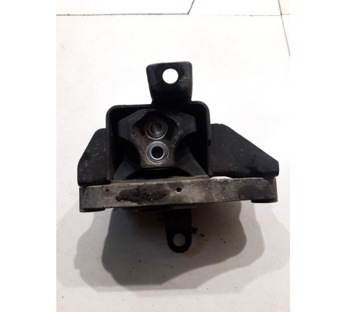 Кронштейн(крепление) усилителя заднего бампера правый