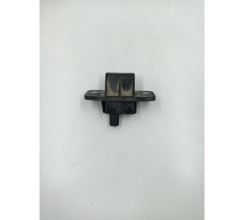 Отбойник крышки багажника