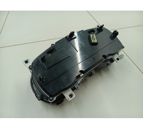 Панель приборов