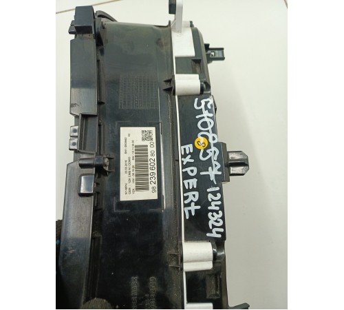 Панель приборов