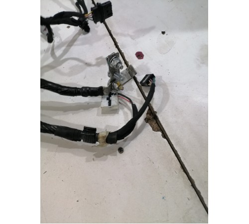 Электропроводка моторного отсека