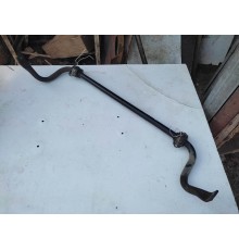 Стабилизатор передний