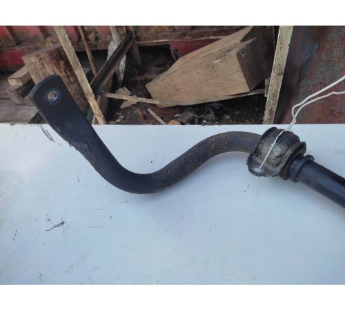 Стабилизатор передний