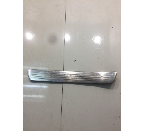 Накладка порога (задняя, левая)