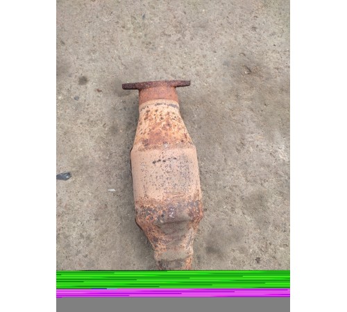 Глушитель средняя часть с катализатором