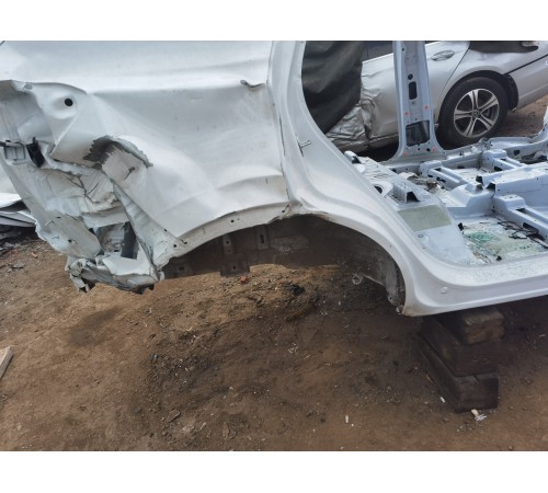 Арка заднего правого крыла