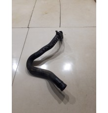 Патрубок системы охлаждения