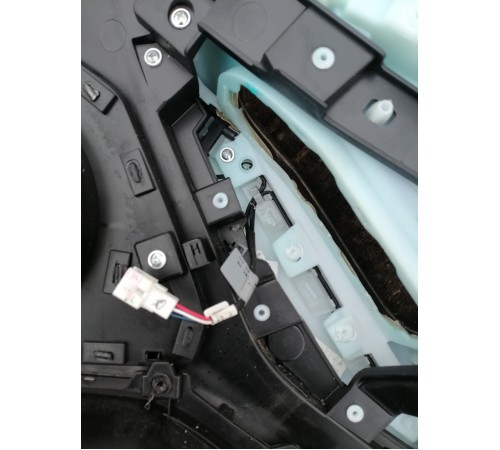 Обшива двери передняя левая