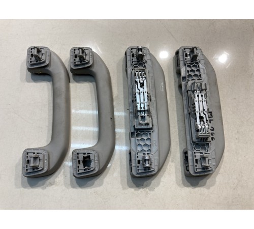 Набор ручек потолка