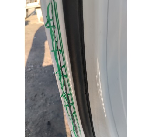 Дверь задняя левая