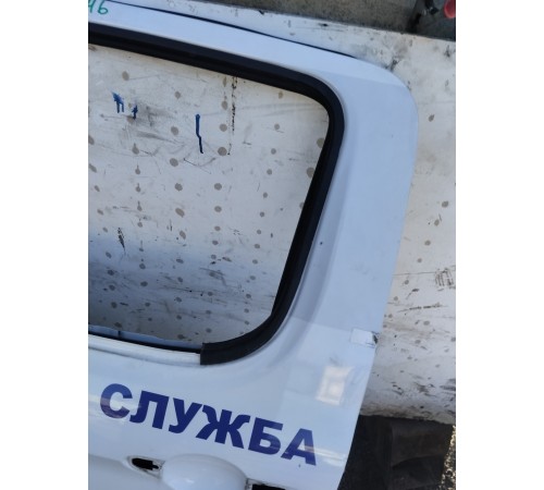 Дверь задняя левая