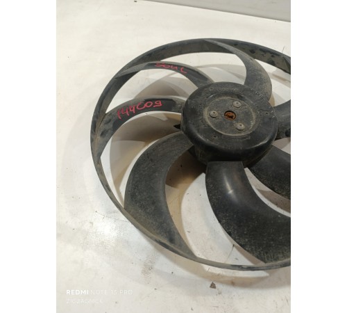 Вентилятор охлаждения двигателя