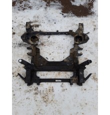 Балка подвески передняя (подрамник)