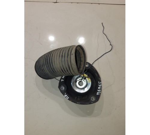 Опора амортизатора(передняя правая)