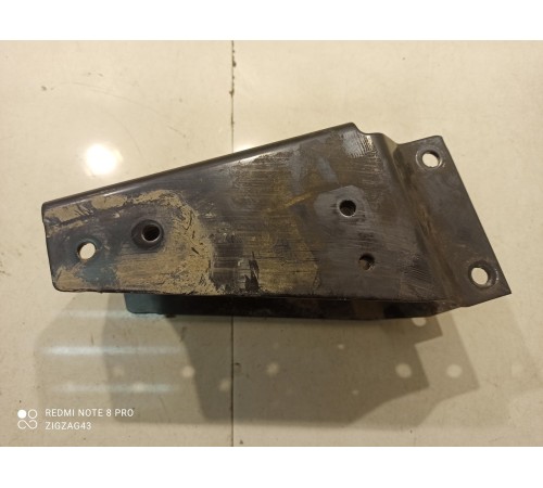 Кронштейн(крепление) подушки кабины