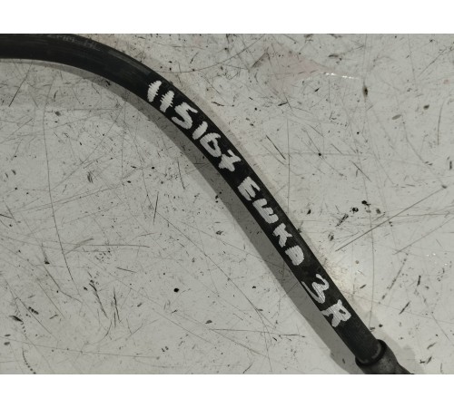 Тормозной шланг задний правый