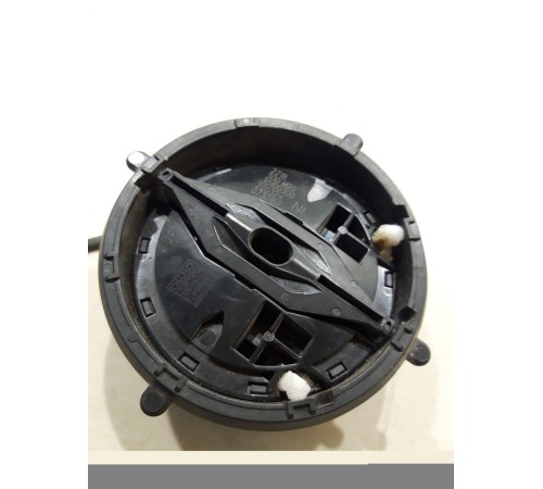 Механизм регулировки зеркального элемента по высоте левый