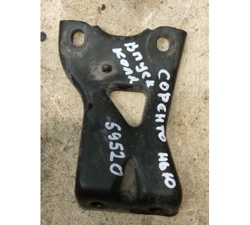 Кронштейн впускного коллектора