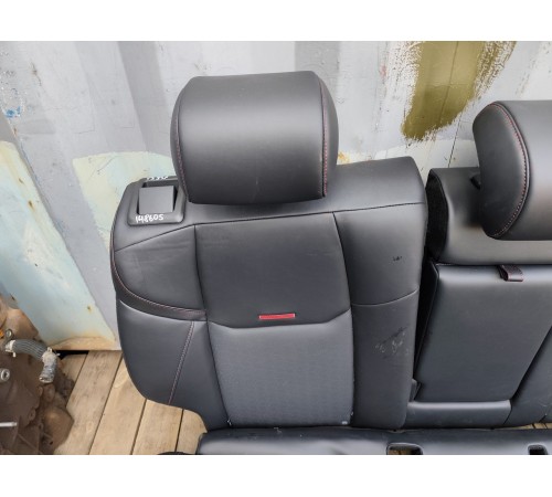 Задний ряд сидений