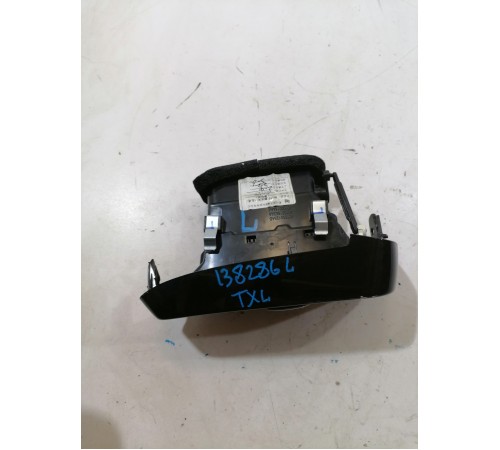 Воздушный дефлектор передний левый