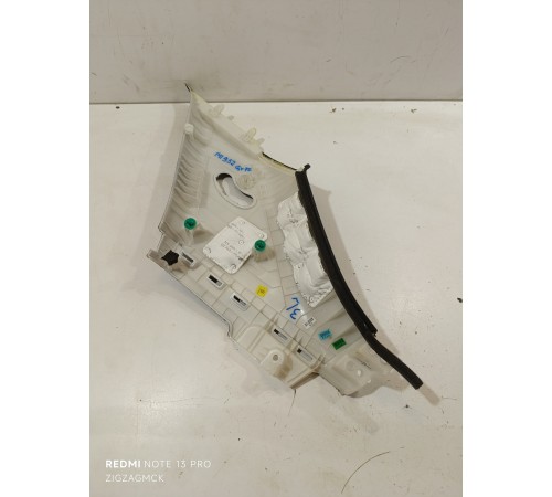 Обшивка задней стойки левая