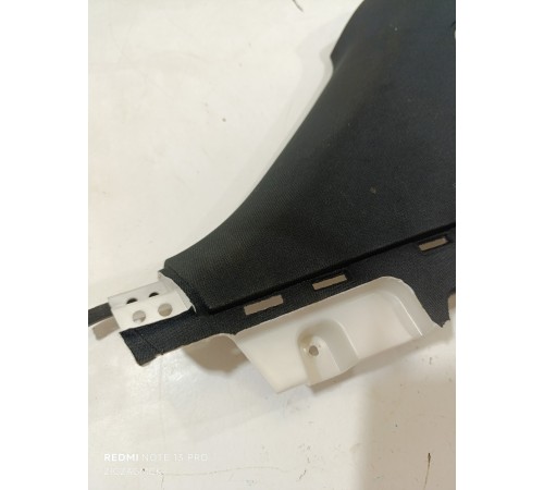 Обшивка задней стойки левая