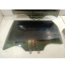 Стекло двери заднее левое