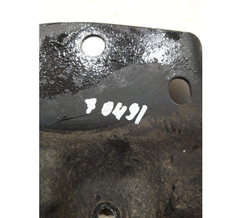 Кронштейн подвесной(передний)