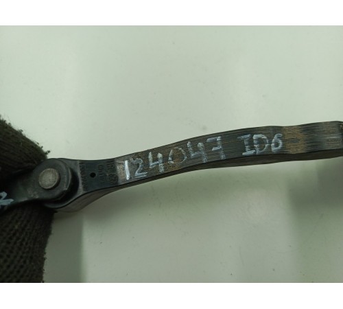 Ограничитель двери задний правый