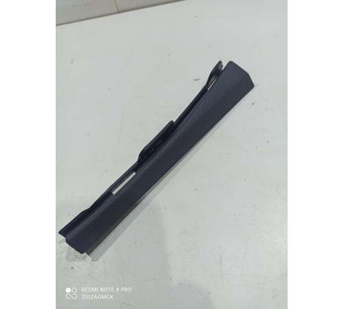 Облицовка стойки (левая)