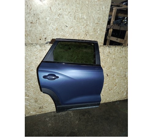 Дверь задняя правая