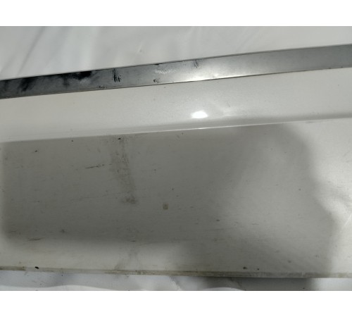 Накладка двери (передняя левая)