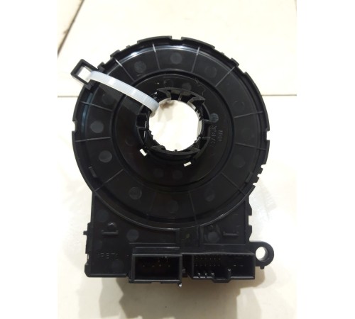 Подрулевая контактная группа (шлейф)