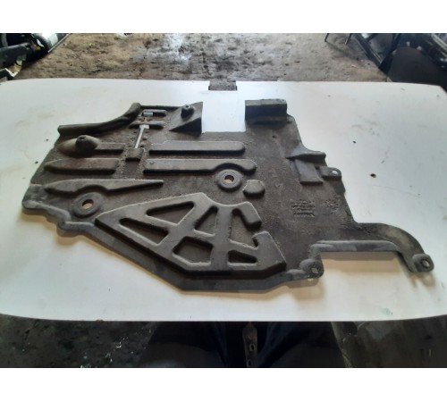 Защита днища(левая)