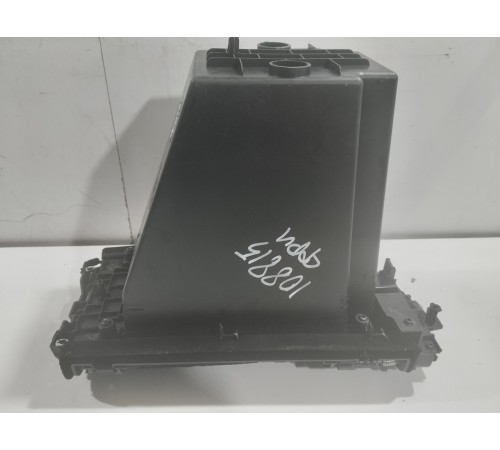 Подлокотник центральной консоли