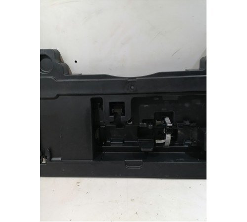 Панель пол багажника