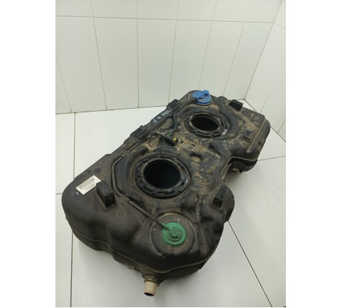 Бак топливный