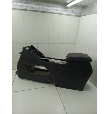 Центральная консоль с подлокотником