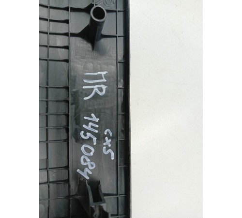 Накладка на порог передняя правая