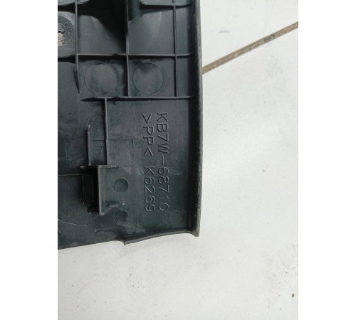 Накладка на порог передняя правая