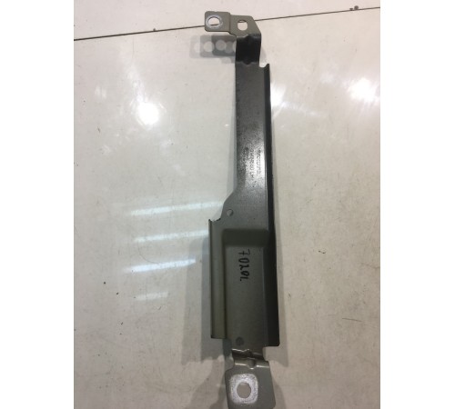 Кронштейн крыла (передний, левого)