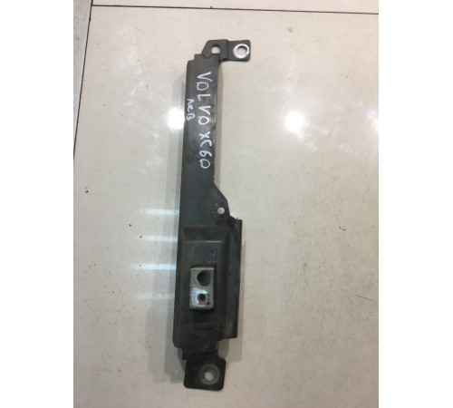 Кронштейн крыла (передний, левого)