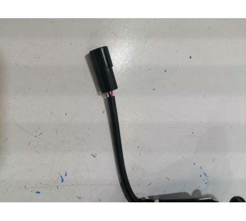 Замок двери багажника