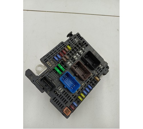 Блок предохранителей