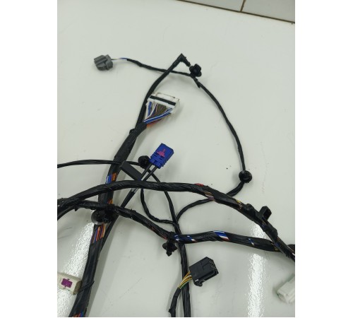 Электропроводка двери крышки багажника