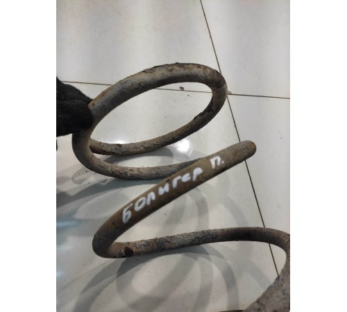 Пружина подвески (передняя)