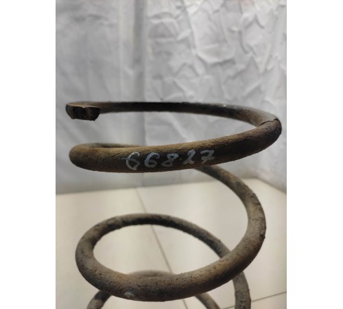 Пружина подвески (передняя)