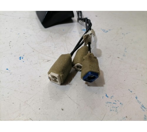 Антенна на крышу, плавник